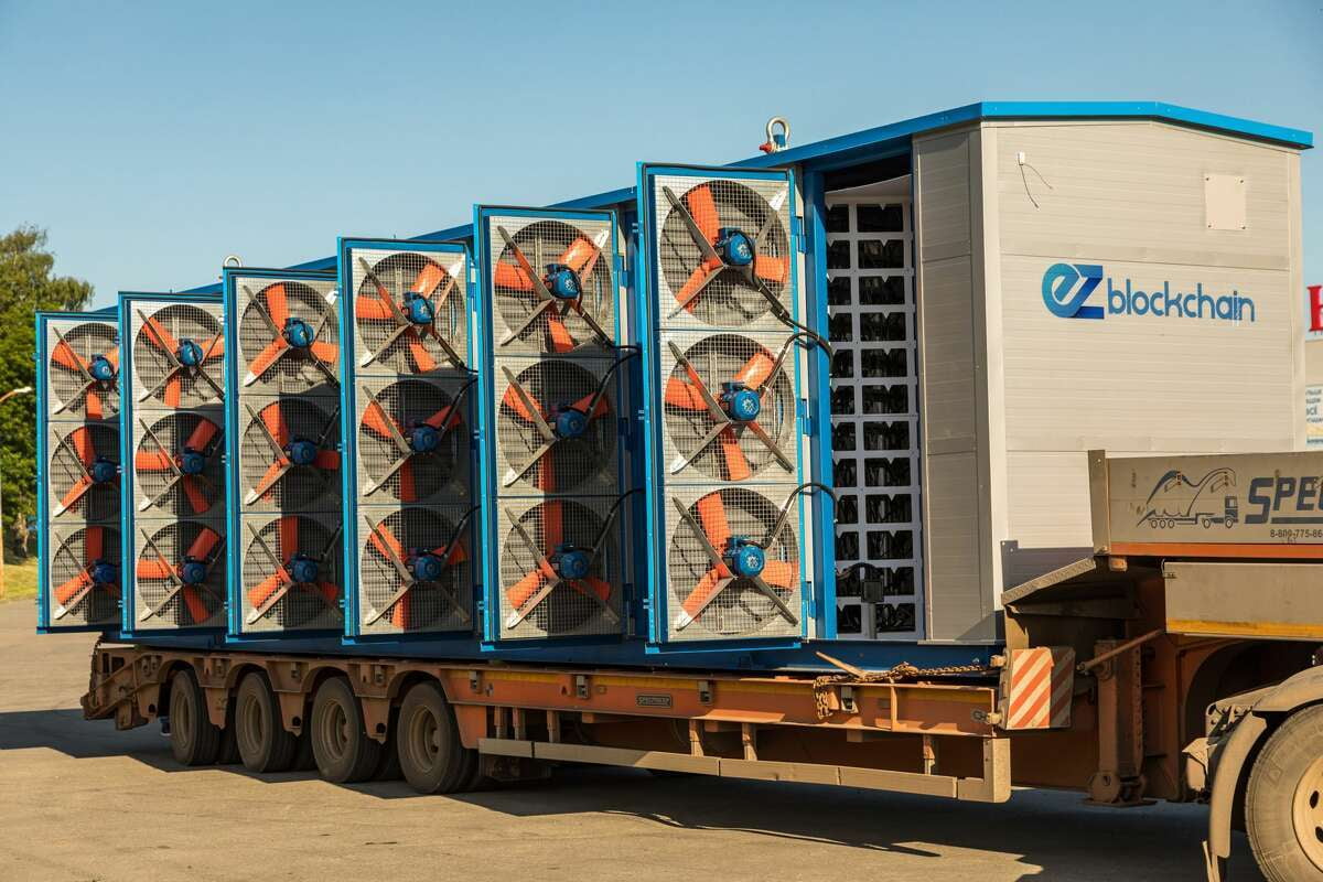 A truck with portable bitcoin miners in Texas to capture wasted energy at gas flaring sites
